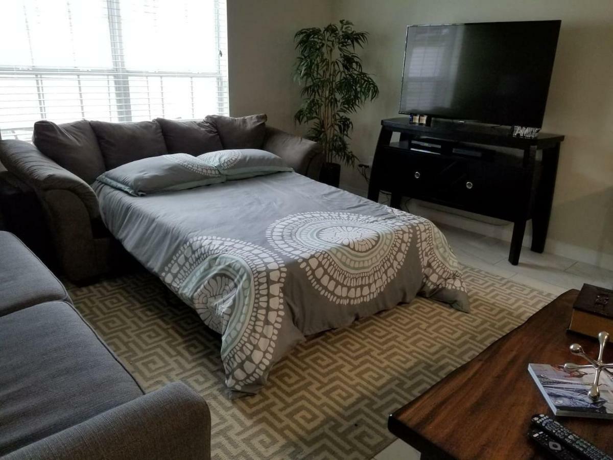 C - New 4 Bedroom Home - 5 Miles To Disney - Free Water Park - Private Pool คิสซิมมี ภายนอก รูปภาพ