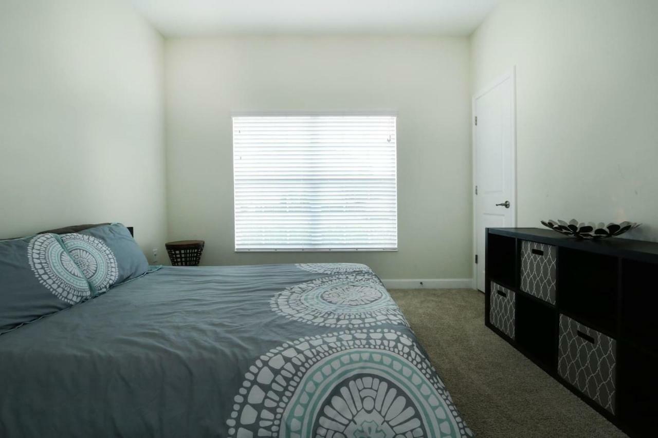 C - New 4 Bedroom Home - 5 Miles To Disney - Free Water Park - Private Pool คิสซิมมี ภายนอก รูปภาพ