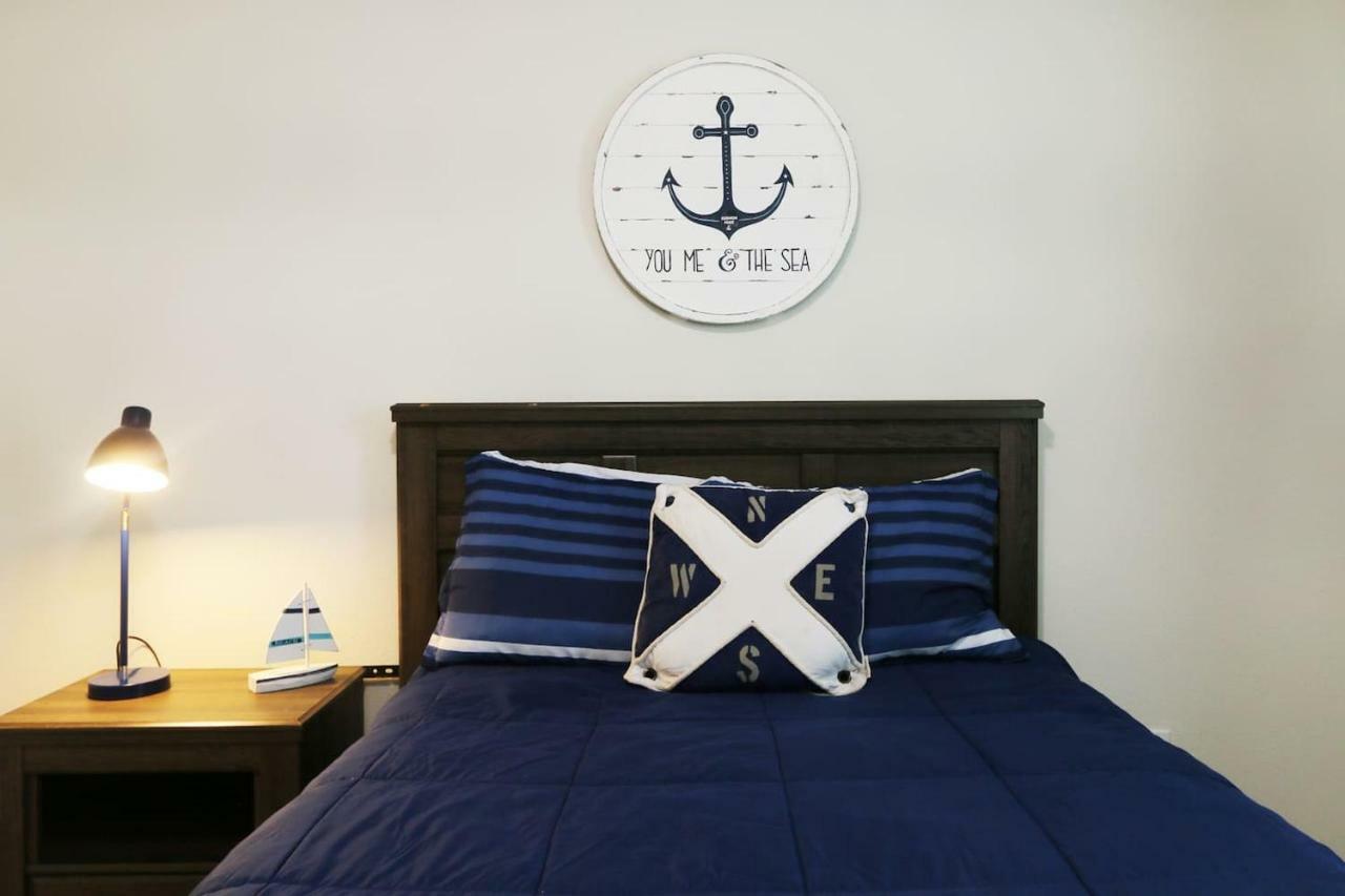 C - New 4 Bedroom Home - 5 Miles To Disney - Free Water Park - Private Pool คิสซิมมี ภายนอก รูปภาพ