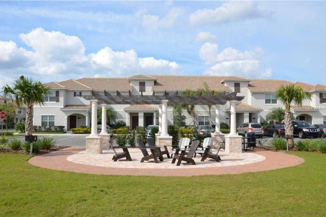 C - New 4 Bedroom Home - 5 Miles To Disney - Free Water Park - Private Pool คิสซิมมี ภายนอก รูปภาพ