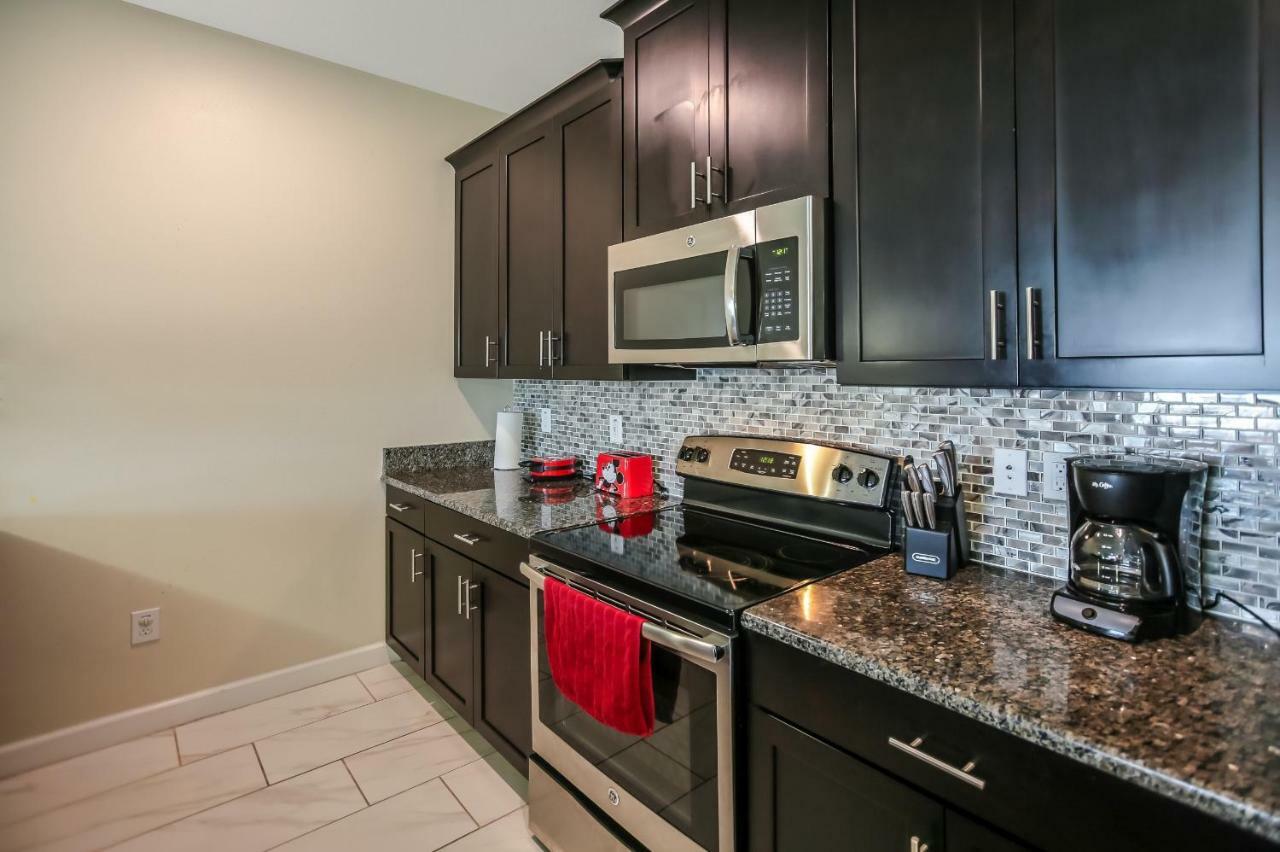 C - New 4 Bedroom Home - 5 Miles To Disney - Free Water Park - Private Pool คิสซิมมี ภายนอก รูปภาพ