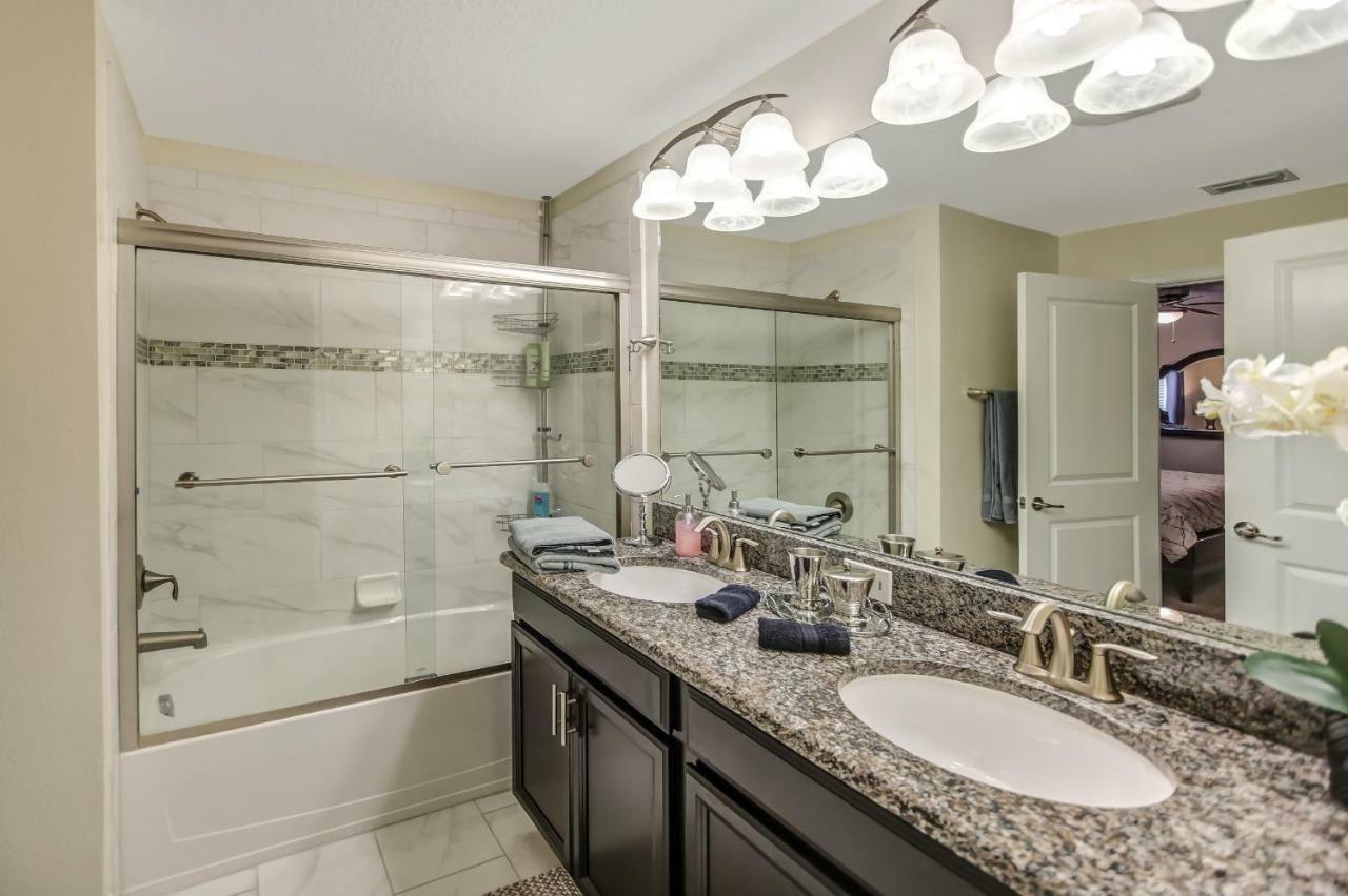 C - New 4 Bedroom Home - 5 Miles To Disney - Free Water Park - Private Pool คิสซิมมี ภายนอก รูปภาพ