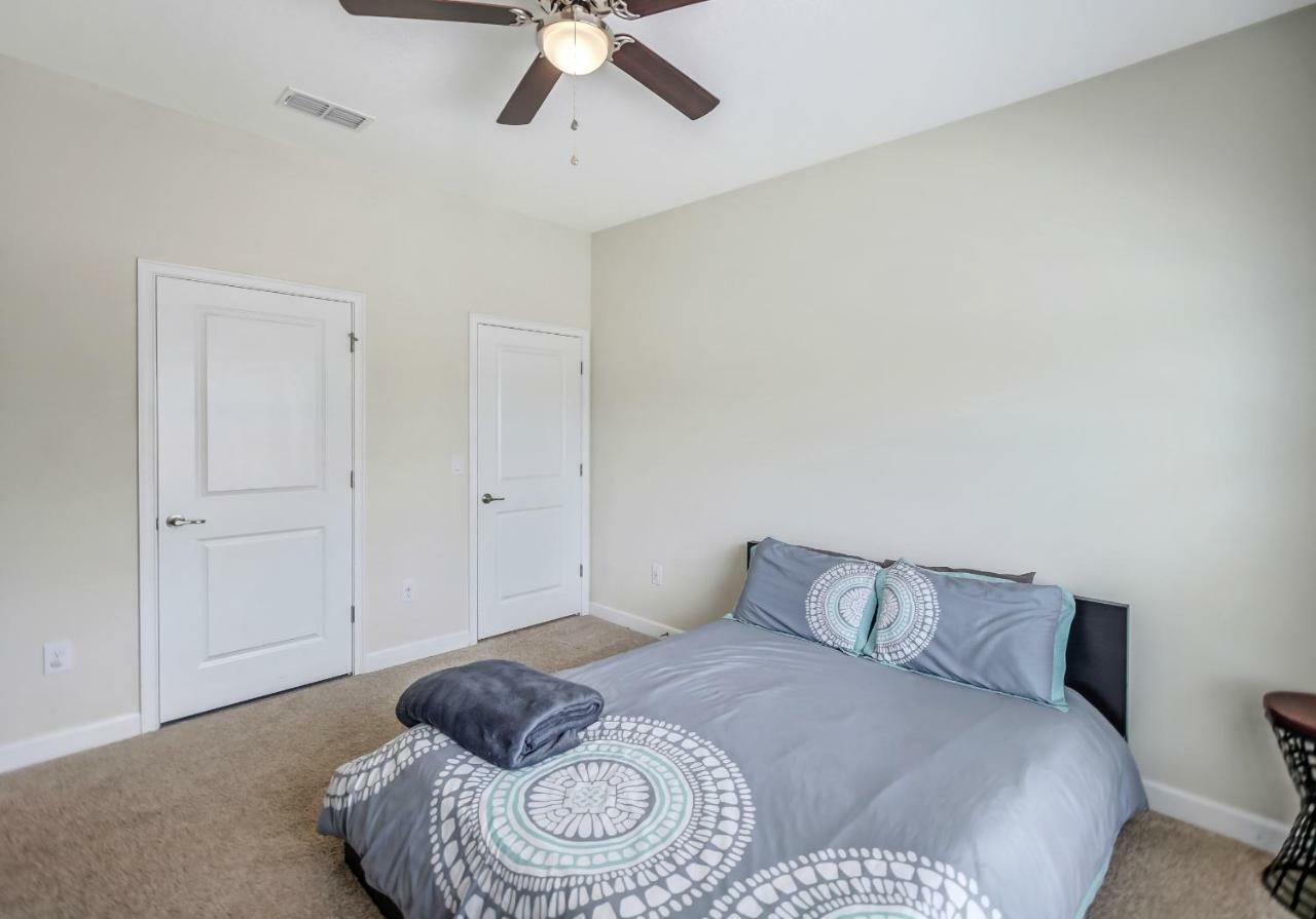 C - New 4 Bedroom Home - 5 Miles To Disney - Free Water Park - Private Pool คิสซิมมี ภายนอก รูปภาพ